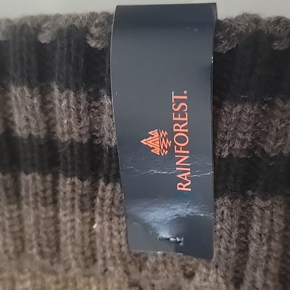 RAINFOREST WINTER HAT - Picture 3 of 5